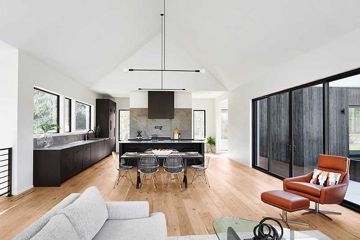 MARVIN® Modern Farmhouse Windows are available at Westside Door: Orange County, Southern California MARVIN® Authorized Dealer. Westside Door serves West Los Angeles and the Southern California area. Also serving Orange County, South Bay, Beverly Hills, Malibu, West Los Angeles and all of Southern California. Call us: (310) 478-0311