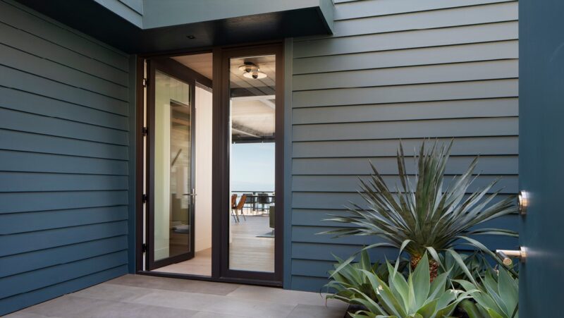 FLEETWOOD® Series 3200-T Narrow Style Thermal Frame Hinged Doors are available at Westside Door, a FLEETWOOD WINDOWS & DOORS® Authorized Dealer. Westside Door serves West Los Angeles and the Southern California area. Also serving Orange County, South Bay, Beverly Hills, Malibu, West Los Angeles and all of Southern California. Call us: (310) 478-0311